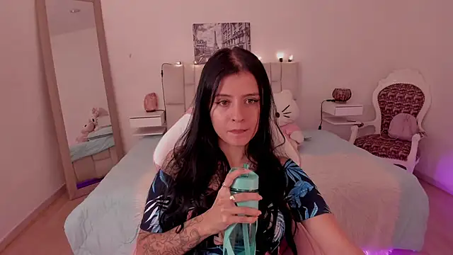 Snapshot of yenny_garcia chatting on February 2026 06:26:02 PM yenny garcia online show from February 2026 06:26:02 PM