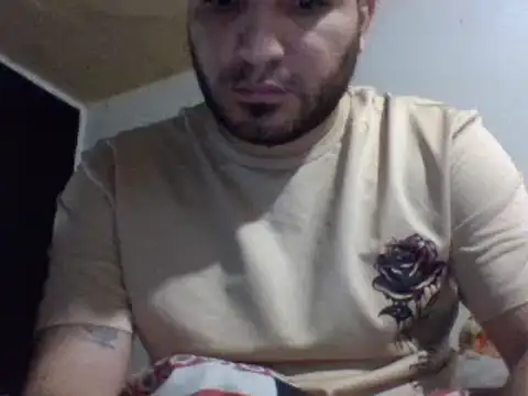 Snapshot of brihan-2004 chatting on February 2025 09:59:02 PM brihan-2004 online show from February 2025 09:59:02 PM