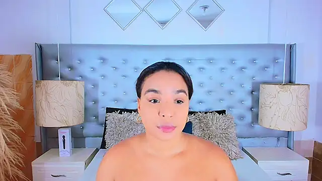 EileenBenzon online show from September 2025 03:06:01 PM