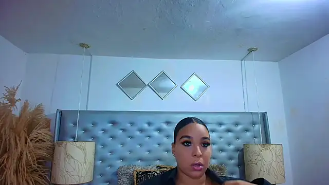 EileenBenzon online show from November 2025 05:08:02 AM