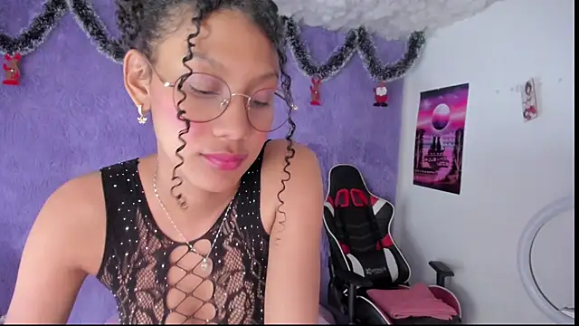 Snapshot of allis0n_ik chatting on December 2024 05:31:02 AM allis0n ik online show from December 2024 05:31:02 AM