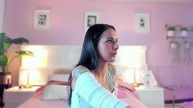 Snapshot of jinx_dh chatting on January 2025 08:33:02 PM jinx dh online show from January 2025 08:33:02 PM