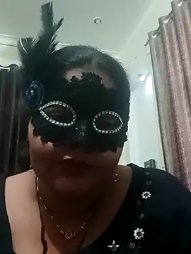 Snapshot of seemi_bhabhi chatting on January 2025 11:21:02 AM seemi bhabhi online show from January 2025 11:21:02 AM