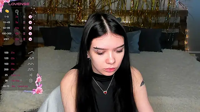 Snapshot of SweetyDeviliya chatting on February 2025 09:25:02 AM SweetyDeviliya online show from February 2025 09:25:02 AM