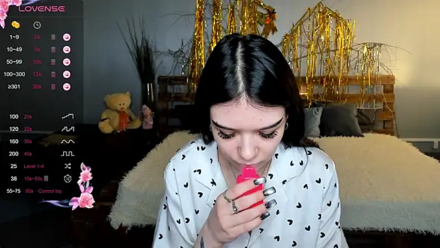 Snapshot of SweetyDeviliya chatting on February 2025 09:59:02 AM SweetyDeviliya online show from February 2025 09:59:02 AM