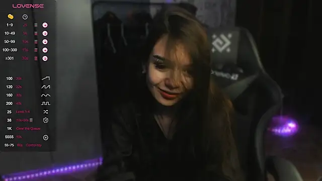 Snapshot of SweetyDeviliya chatting on September 2025 11:43:01 AM SweetyDeviliya online show from September 2025 11:43:01 AM