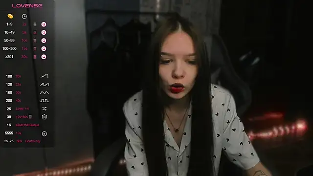 Snapshot of SweetyDeviliya chatting on October 2025 04:35:01 AM SweetyDeviliya online show from October 2025 04:35:01 AM