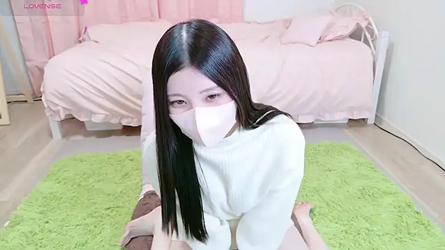 MARIAo0 online show from December 2024 01:10:02 PM