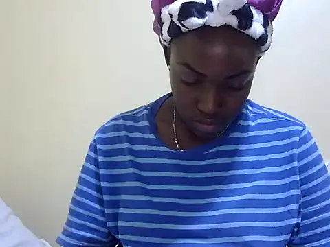 Snapshot of Chichii- chatting on January 2025 01:13:02 AM Chichii- online show from January 2025 01:13:02 AM