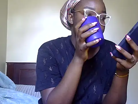 Snapshot of Chichii- chatting on April 2026 09:47:01 AM Chichii- online show from April 2026 09:47:01 AM