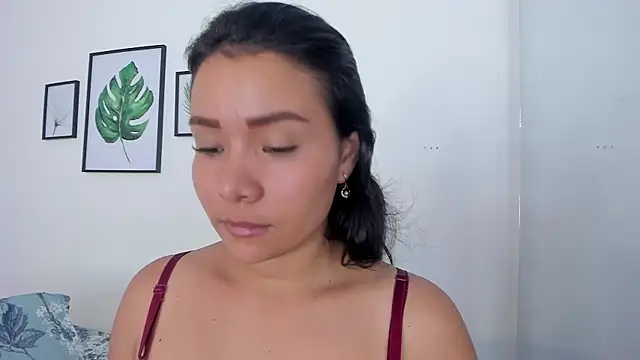 Snapshot of Rousse_blue chatting on January 2025 06:15:02 AM Rousse blue online show from January 2025 06:15:02 AM