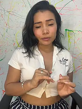 Snapshot of Rousse_blue chatting on March 2025 03:13:01 AM Rousse blue online show from March 2025 03:13:01 AM