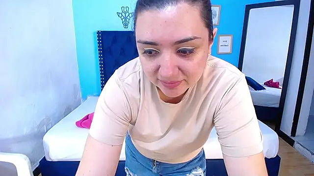 kinky redhead18 online show from September 2025 01:11:02 PM