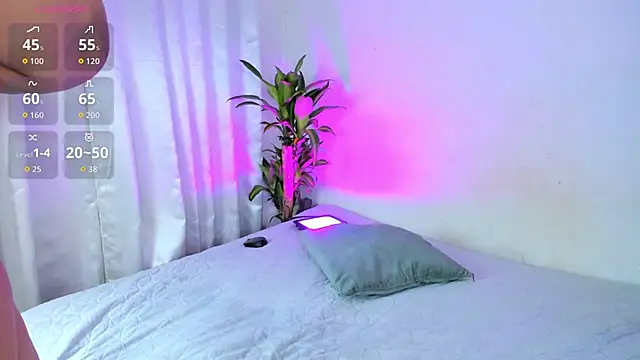 Snapshot of lanaa_paul1 chatting on February 2026 10:51:02 PM lanaa paul1 online show from February 2026 10:51:02 PM