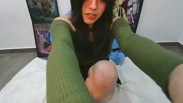 Snapshot of Elsa_sweet chatting on November 2025 03:39:01 AM Elsa sweet online show from November 2025 03:39:01 AM