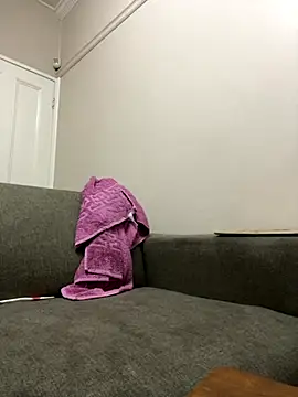 Mischevous T69 online show from November 2025 05:01:02 PM