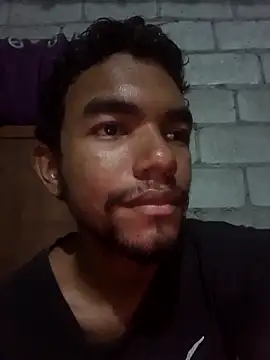 Reynold2608 online show from February 2026 03:10:01 AM