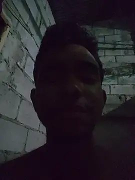 Snapshot of Reynold2608 chatting on July 2026 01:43:02 AM Reynold2608 online show from July 2026 01:43:02 AM