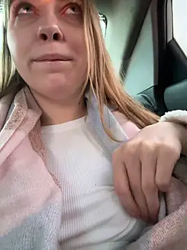 Sunny   Bunny online show from December 2024 12:42:01 PM