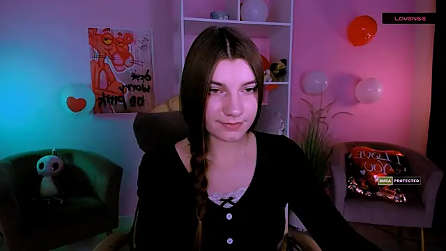 pure radiance1 online show from February 2025 01:10:02 PM