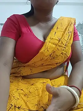 Snapshot of Priya_2222 chatting on August 2026 06:10:02 PM Priya 2222 online show from August 2026 06:10:02 PM