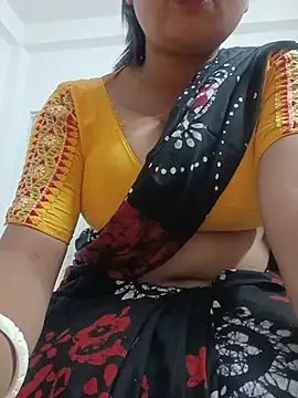 Snapshot of Priya_2222 chatting on August 2026 06:54:01 PM Priya 2222 online show from August 2026 06:54:01 PM