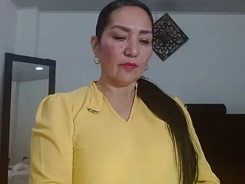 Hanna-33 online show from July 2026 04:10:02 PM