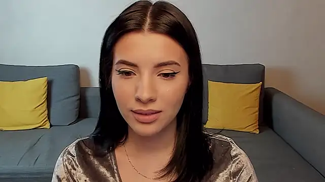 Anita Robby online show from March 2025 11:58:02 AM