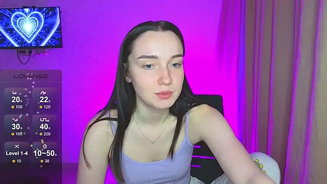 Wild Sophie  online show from February 2025 06:12:01 PM