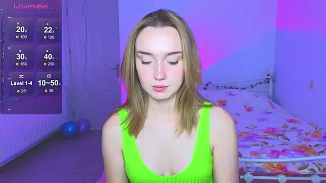 Wild Sophie  online show from December 2025 04:57:02 PM