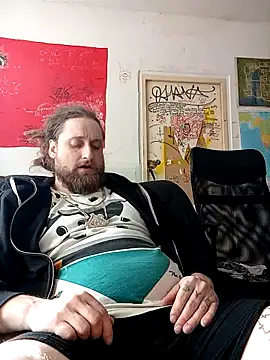 Ozomitro online show from February 2025 01:47:02 PM