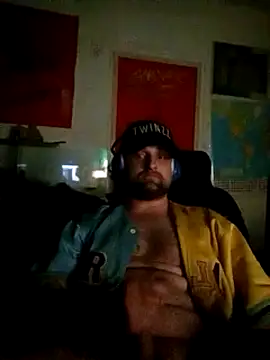 Ozomitro online show from March 2025 10:31:02 PM