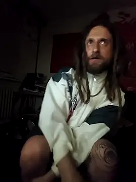 Ozomitro online show from October 2025 04:00:02 AM