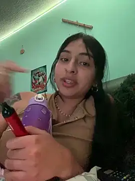 Hilary pinkk online show from December 2024 05:15:02 AM