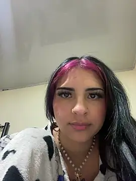 Hilary pinkk online show from February 2025 04:26:02 AM