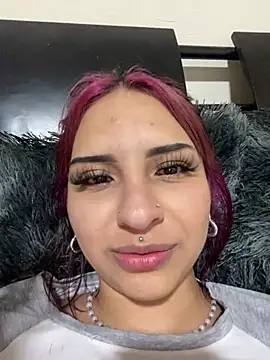 Hilary pinkk online show from February 2025 04:39:02 AM