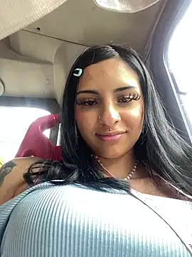 Hilary pinkk online show from March 2025 05:18:01 PM