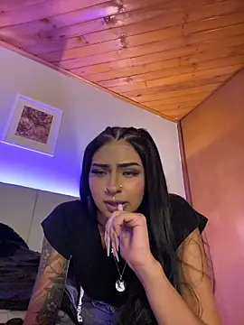 Hilary pinkk online show from April 2026 01:58:01 AM