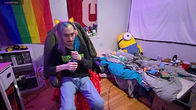 tallnerdyguy online show from March 2025 04:58:02 AM