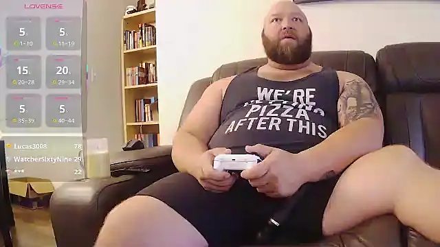 Snapshot of Strong_Bear89 chatting on October 2025 01:18:02 PM Strong Bear89 online show from October 2025 01:18:02 PM