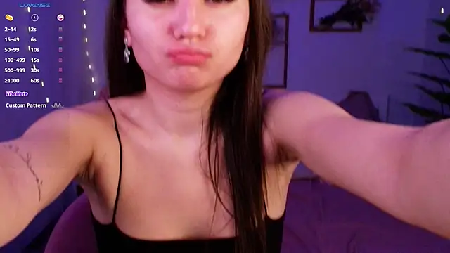 Snapshot of margeriTirell chatting on November 2025 03:09:02 AM margeriTirell online show from November 2025 03:09:02 AM