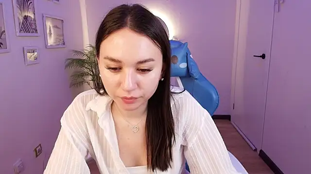 Snapshot of margeriTirell chatting on May 2026 02:49:02 AM margeriTirell online show from May 2026 02:49:02 AM