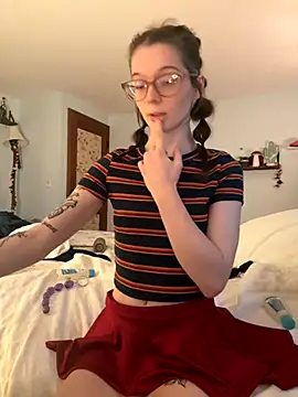 dreamteemergirl online show from October 2025 09:13:01 PM