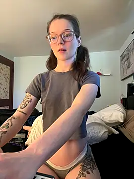 dreamteemergirl online show from October 2025 06:52:01 PM