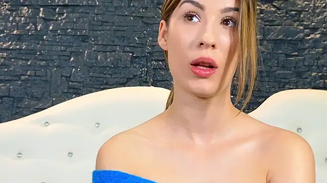 LaurynCopper online show from December 2024 09:48:02 AM