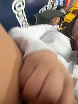 Alysson-- online show from November 2025 01:25:02 PM