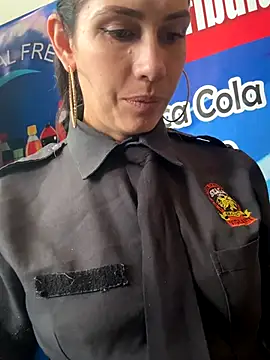 Alysson-- online show from December 2025 01:28:01 PM