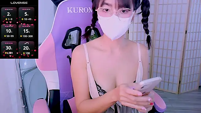 desiregirl69 online show from February 2025 03:42:02 PM