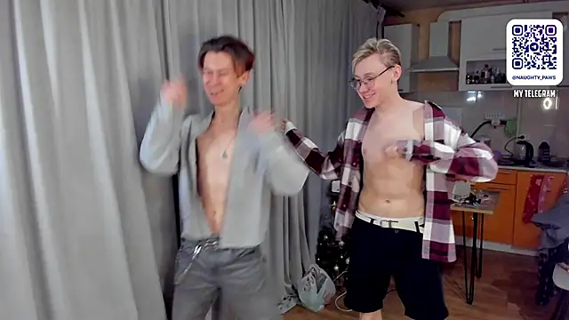 AndrewwCarter2 online show from March 2025 08:54:01 PM