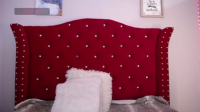 charlotte1-ls online show from December 2024 09:31:02 PM